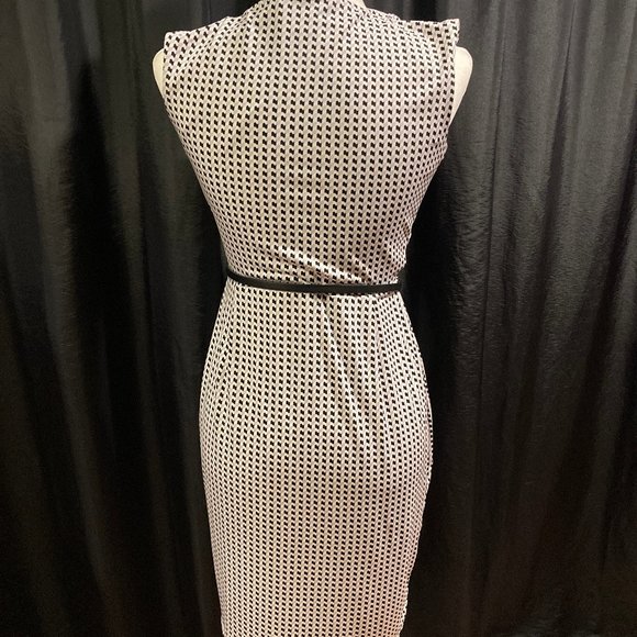 WHBM, Size 2, White/Black/Gray Dress - Picture 2 of 2